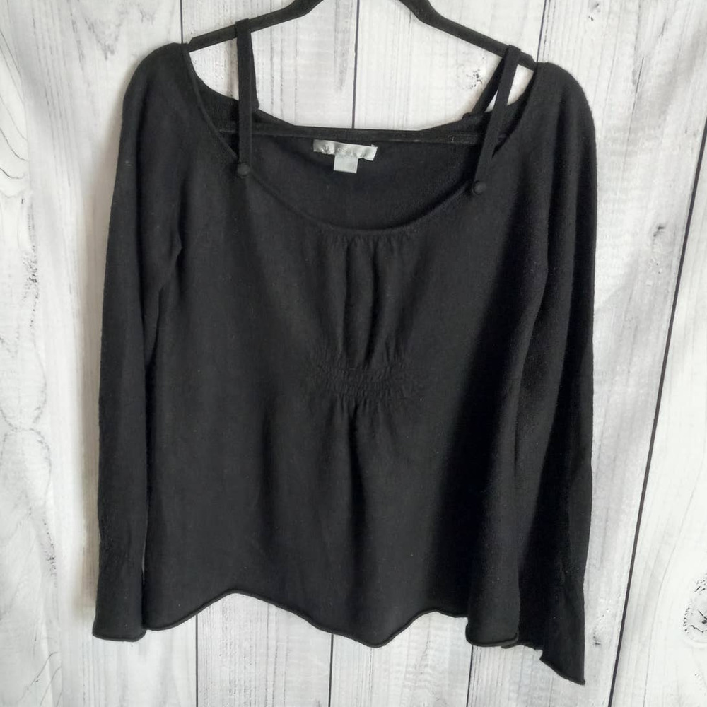 JE Couture | Black 100% Cashmere Cold Shoulder Sweater